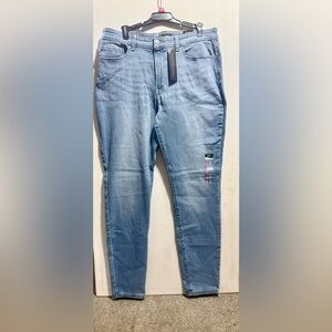 #NWT #Lee Mid Rise Skinny Leg Jeans in Light Blue #Size-16Long